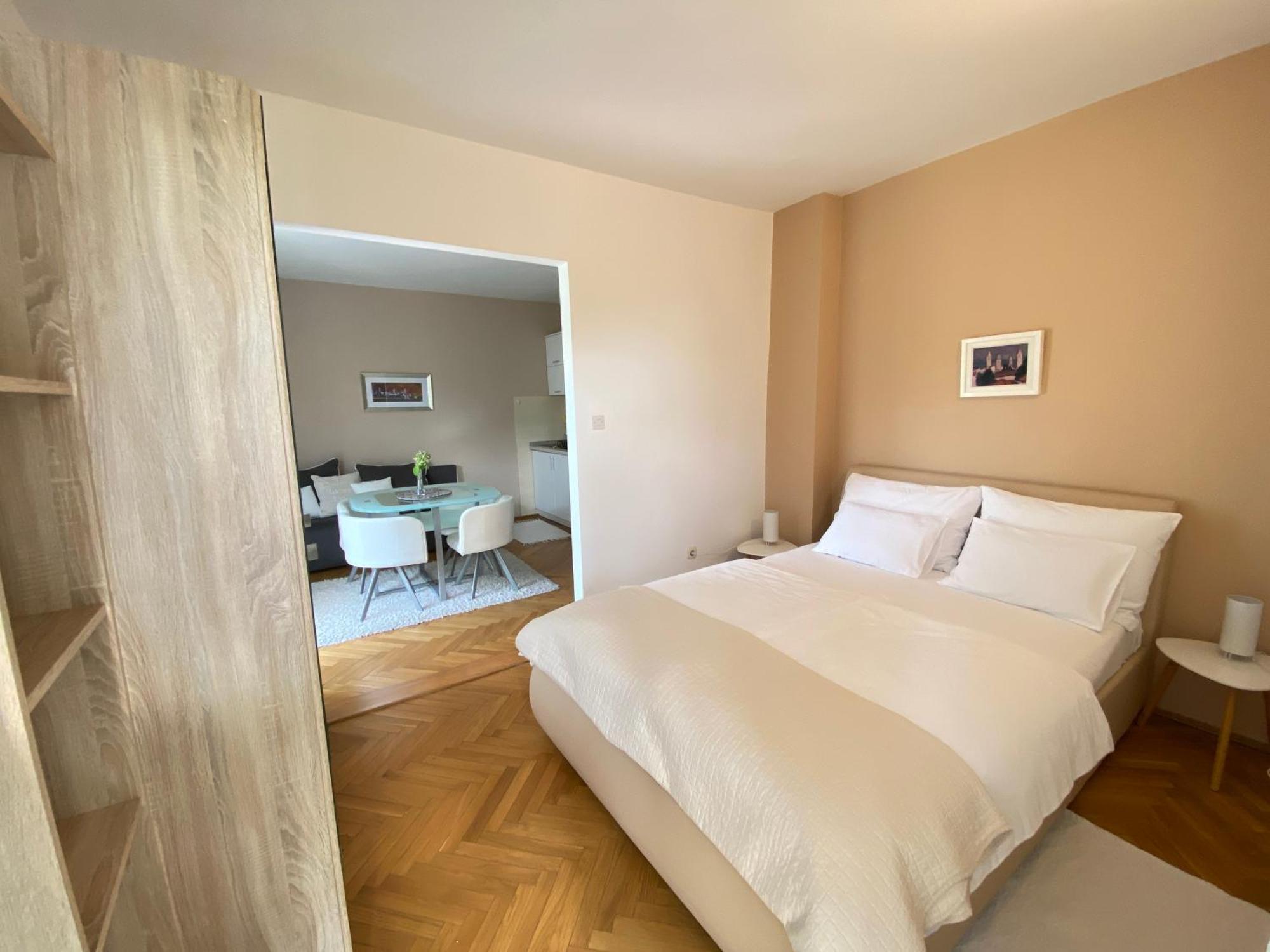 Banjol Apartments Flora 2 מראה חיצוני תמונה