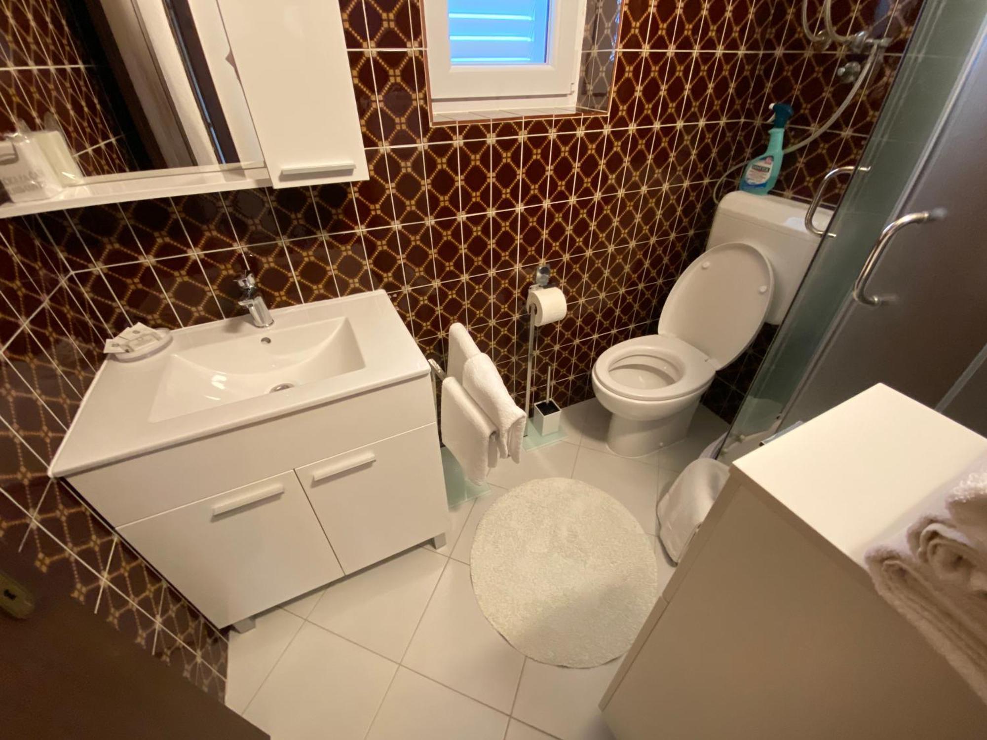 Banjol Apartments Flora 2 מראה חיצוני תמונה